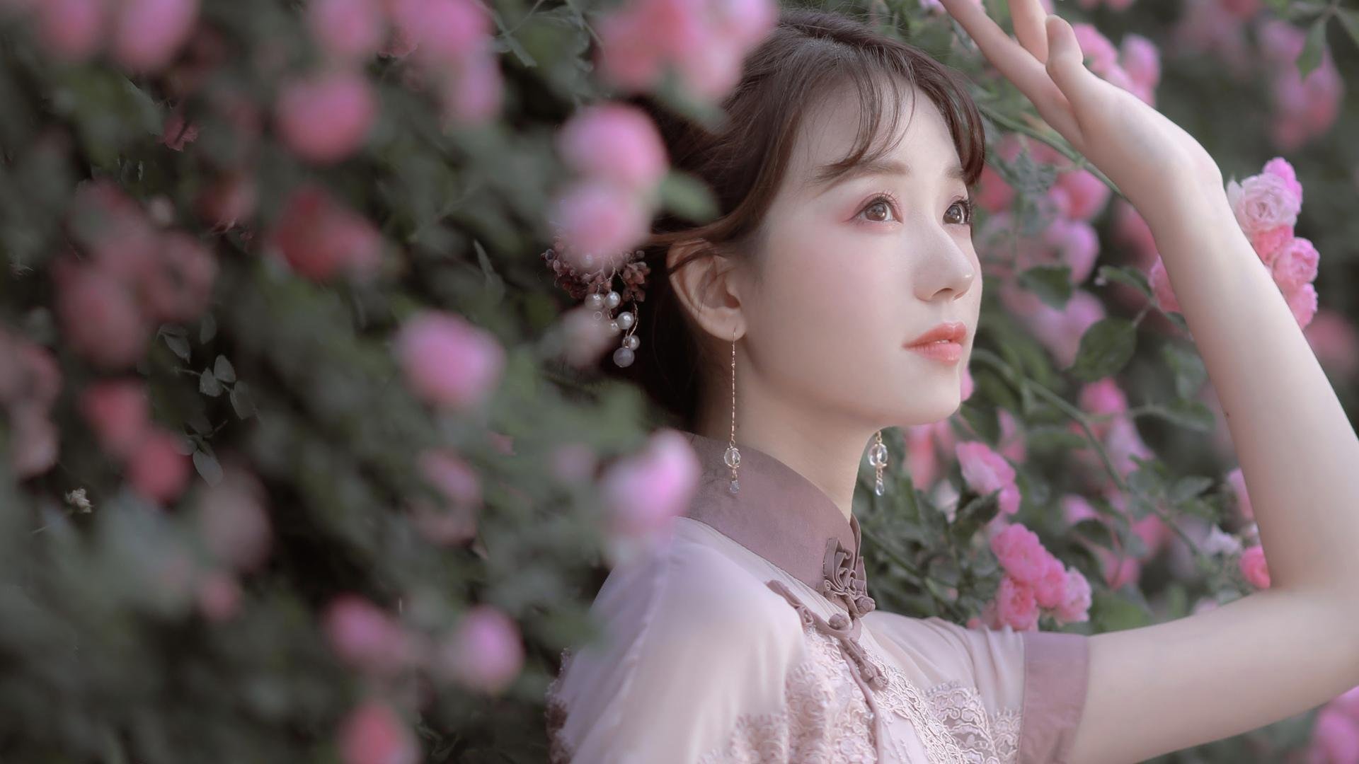 爱游戏体育平台-未来“足球巨星”崭露头角，欧冠舞台上的新星崛起，2021年欧足联50大新星