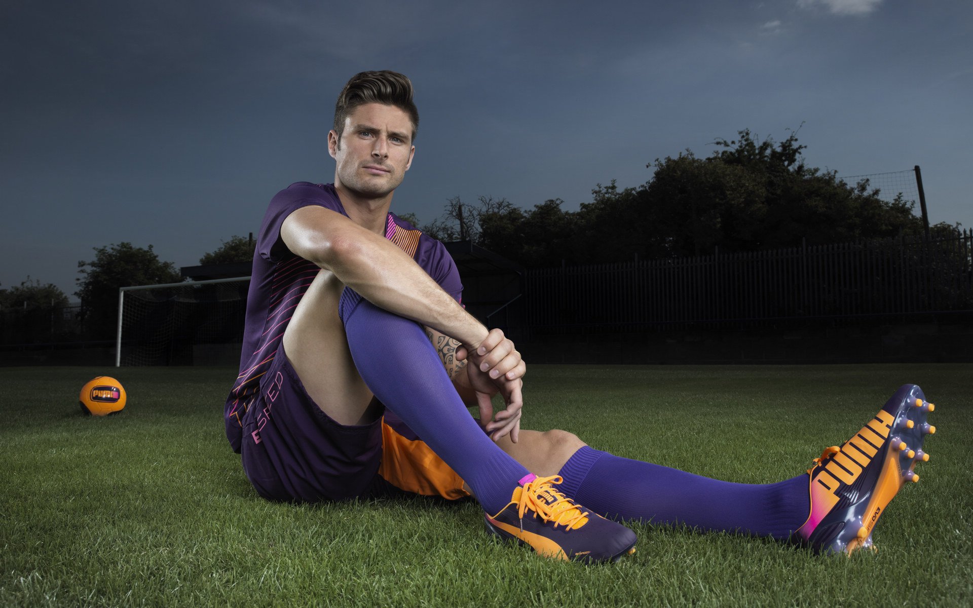 爱游戏体育app-巴黎圣日耳曼继续领跑法甲，冠军在望