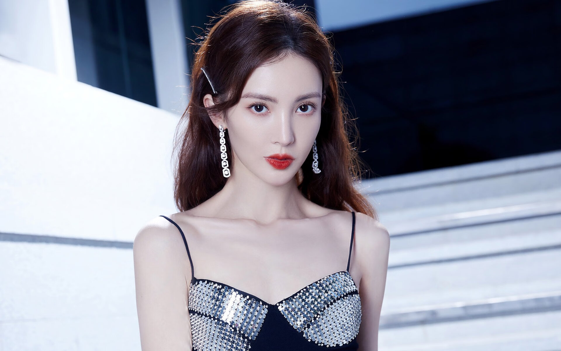 AYX SPORTS-法甲激烈对攻：攻守转换的精彩瞬间，法甲对抗强吗